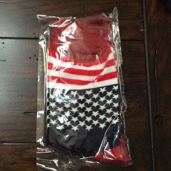 NEW Trump Socks Red White & Blue Stars & Stripes Great gift! Stocking stuffers - Picture 10 of 13